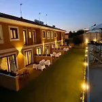 Casas La Fuente De Saelices - Rural *
